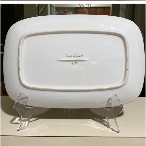 Hand Painted Plate Signed By Artist Neva Glover 1979 - Picture 2 of 2